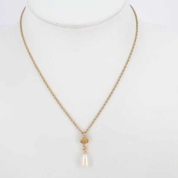 SUPER RARE! Vintage Givenchy Pearl Drop Necklace Gold Tone 16" 💎✨ - Picture 3 of 4